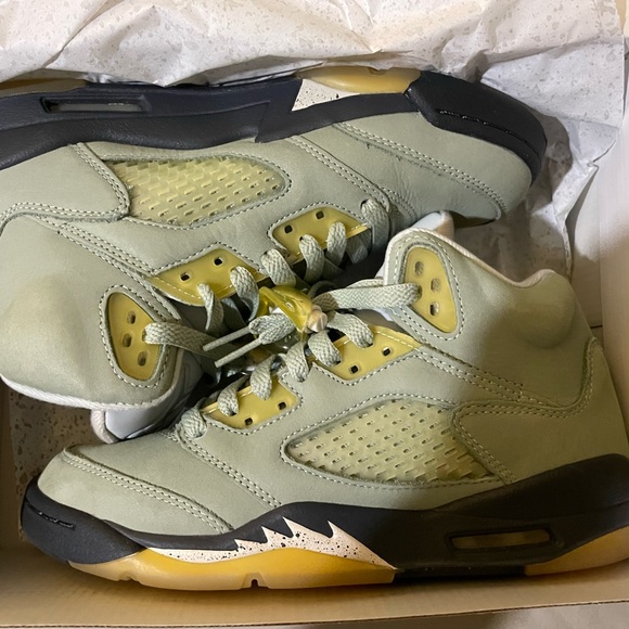Jordan 5 Retro
Jade Horizon - Picture 2 of 2